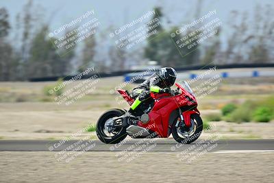 media/Apr-18-2025-TrackDaz (Fri) [[45f5874c44]]/B Group/Session 2 (Turn 7)/